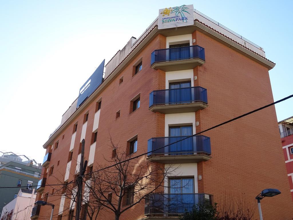 Apartamentos Selvapark Lloret de Mar Dış mekan fotoğraf