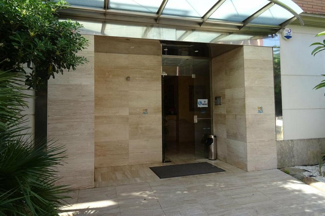 Apartamentos Selvapark Lloret de Mar Dış mekan fotoğraf